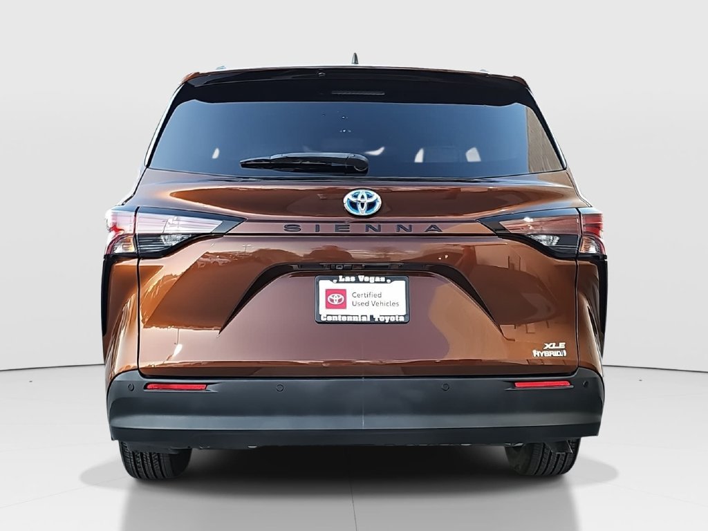 Certified 2024 Toyota Sienna XLE w/ XLE Plus Package FWD image 6