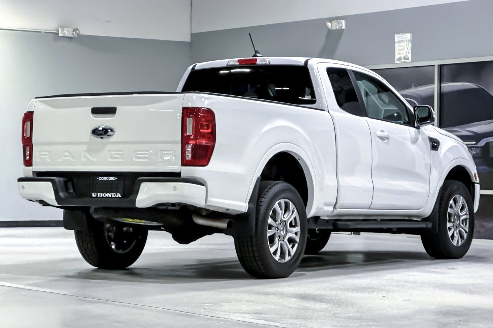 Used 2023 Ford Ranger Lariat w/ Technology Package RWD image 9