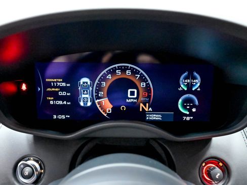 Used 2019 McLaren 600LT RWD image 9