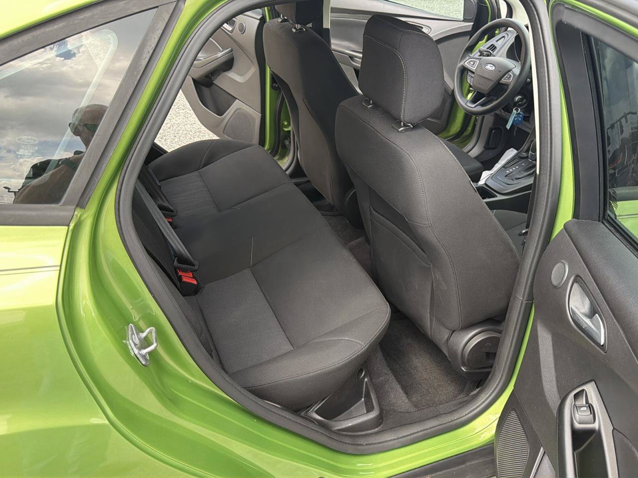 Used 2018 Ford Focus SEL FWD image 14