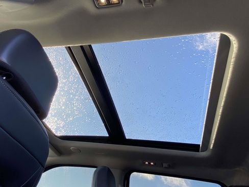 Used 2024 Ford F250 Lariat w/ Lariat Ultimate Package image 12