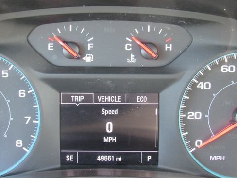 Used 2021 Chevrolet Equinox LS image 19