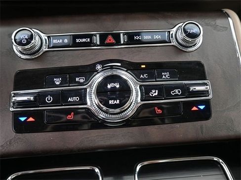 Used 2022 Lincoln Aviator Reserve w/ Class IV Trailer Tow Package image 4