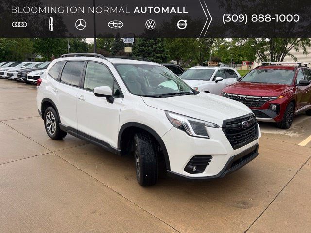 Used 2024 Subaru Forester Premium AWD/4WD image 1
