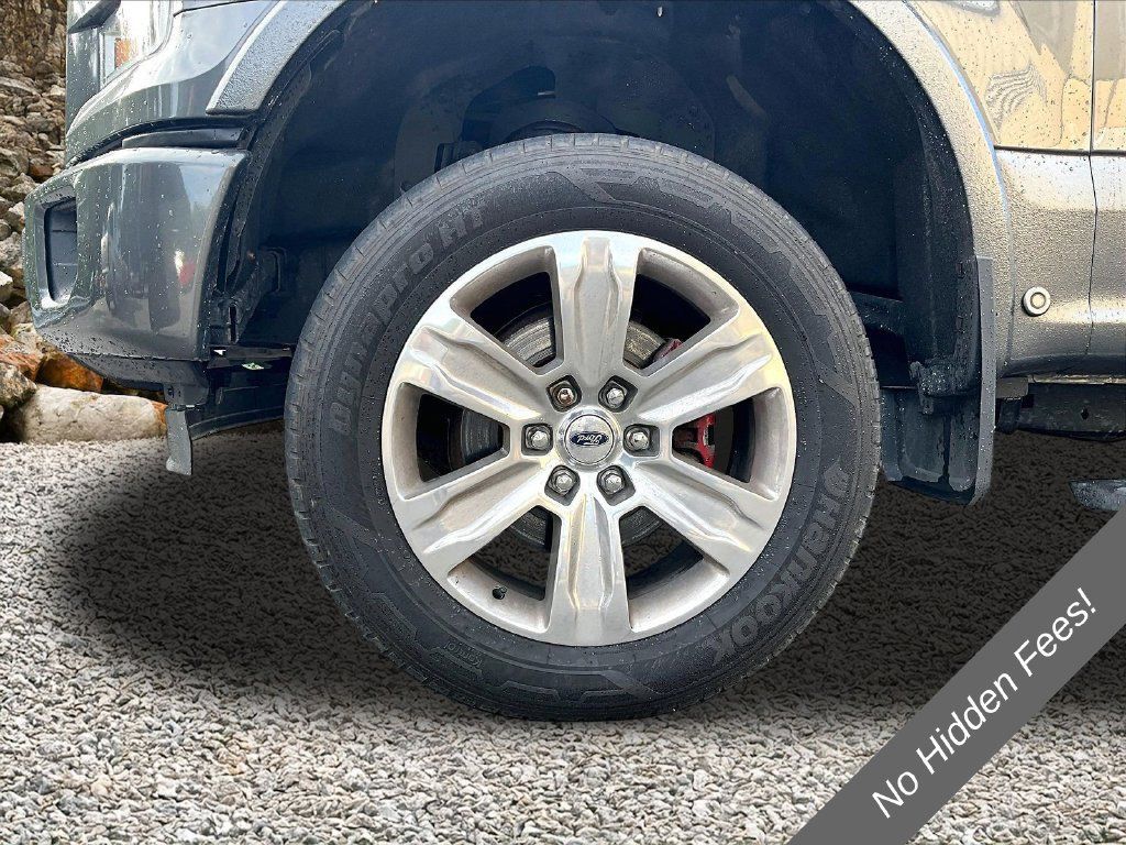 Used 2015 Ford F150 Platinum w/ Equipment Group 701A Luxury AWD/4WD image 9