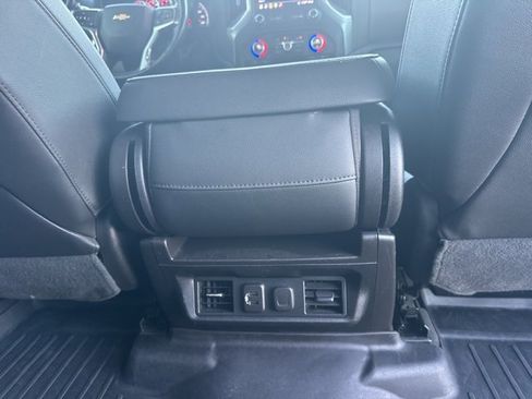 Used 2020 Chevrolet Silverado 2500 LTZ w/ Z71 Off-Road Package image 15