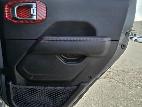 Used 2021 Jeep Gladiator Rubicon image 33