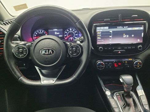 Used 2021 Kia Soul Turbo FWD image 22