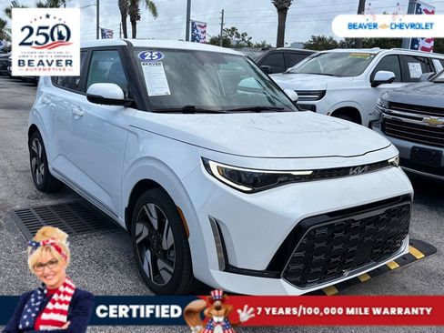Used 2025 Kia Soul GT-Line w/ GT-Line Technology Package FWD image 9