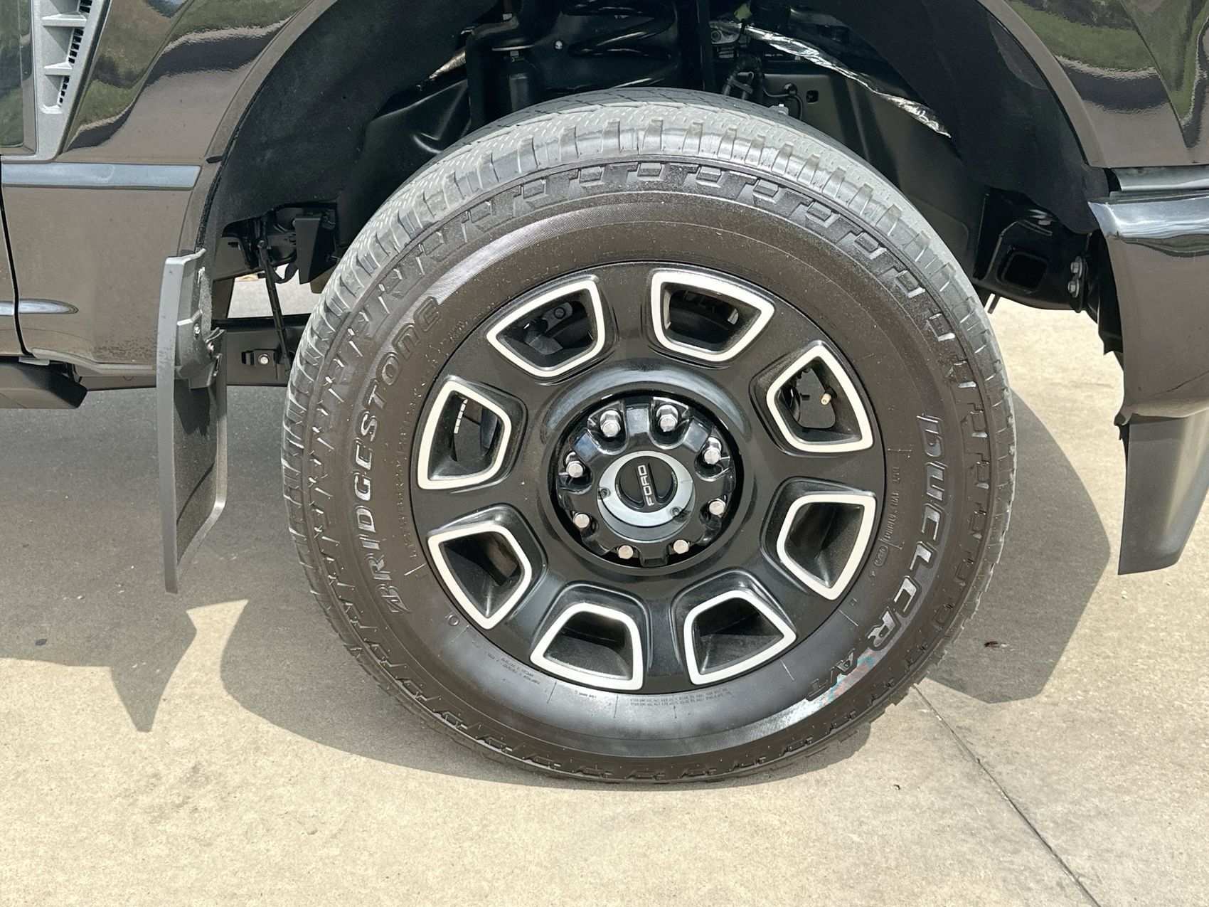 Used 2025 Ford F350 Platinum AWD/4WD image 10