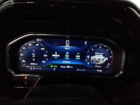 Used 2024 Chevrolet Silverado 2500 High Country w/ High Country Premium Package image 17