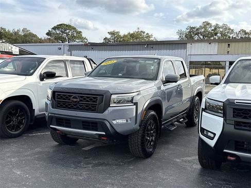 Certified 2022 Nissan Frontier PRO-4X w/ Pro-4X Premium Package image 2