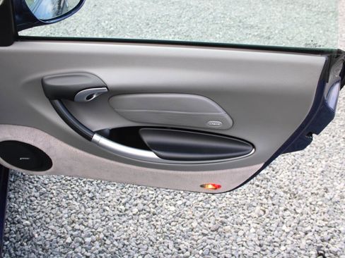 Used 2002 Porsche Boxster S image 26