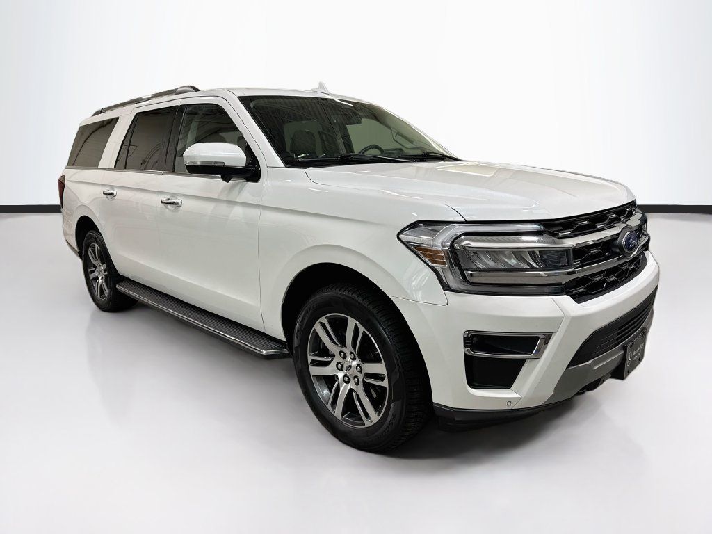 Used 2022 Ford Expedition Max Limited AWD/4WD image 3