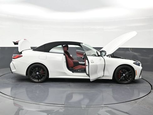 Used 2023 BMW M440i Convertible w/ Premium Package RWD image 29