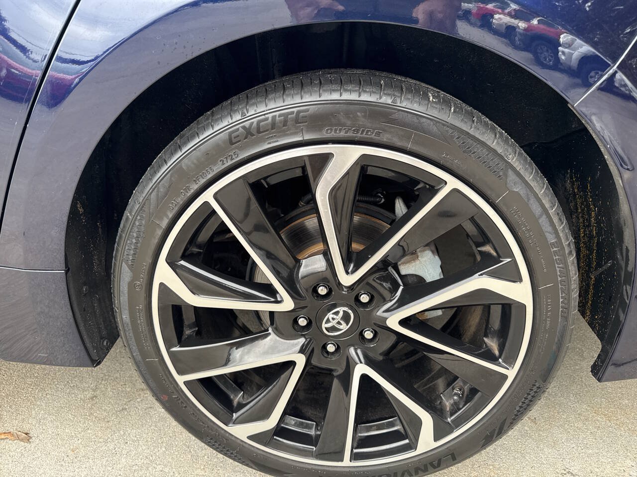 Used 2020 Toyota Corolla LE FWD image 25
