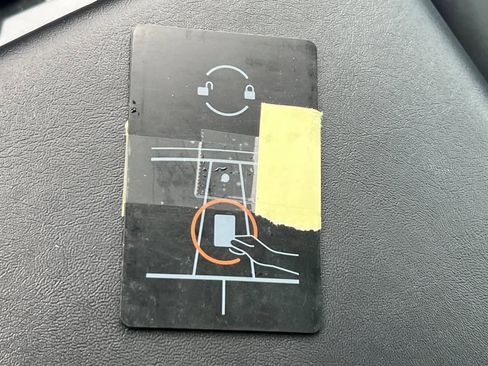 Used 2023 Tesla Model 3 Performance image 23