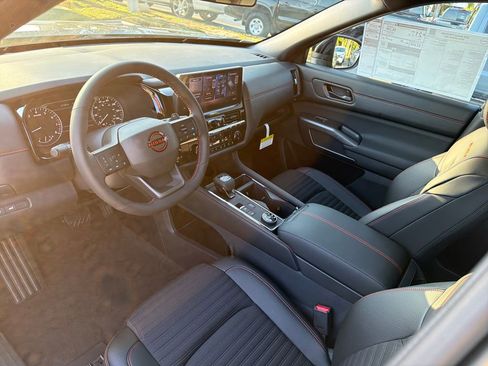 New 2026 Nissan Pathfinder Rock Creek AWD/4WD image 13