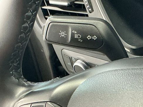 Used 2021 Ford Escape SE w/ Convenience Package FWD image 41