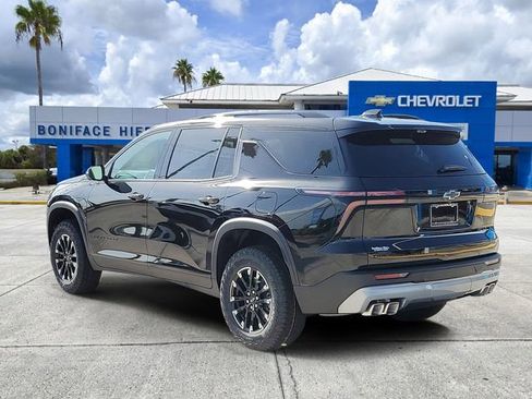 New 2026 Chevrolet Traverse Z71 w/ Enhanced Driving Package AWD/4WD image 3