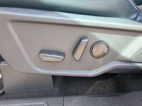 Used 2024 Ford Bronco Outer Banks image 17