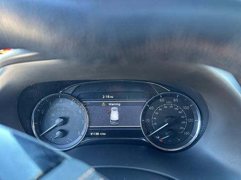 Used 2021 INFINITI QX80 Sensory w/ All-Season Package image 4