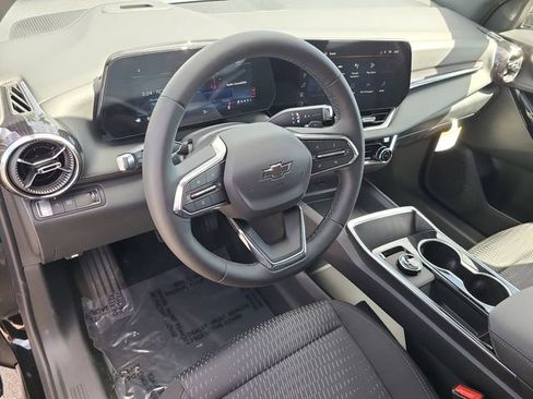 New 2026 Chevrolet Equinox LT image 15