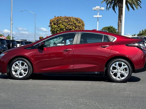 Used 2017 Chevrolet Volt Premier w/ Driver Confidence II Package image 8