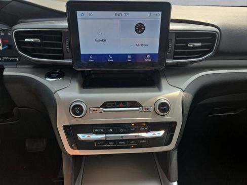 Certified 2023 Ford Explorer XLT w/ Equipment Group 202A image 17