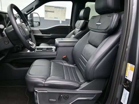 New 2026 Ford F250 Platinum image 24