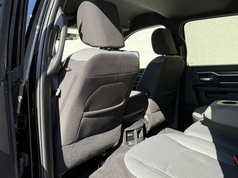 Used 2024 RAM 2500 Big Horn image 28