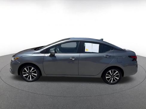 Used 2025 Nissan Versa SV FWD image 9