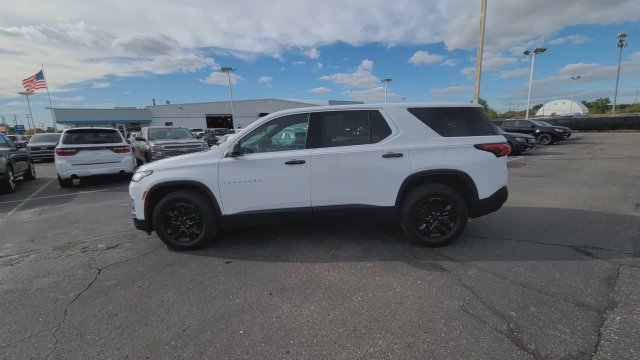 Certified 2023 Chevrolet Traverse LS FWD image 4