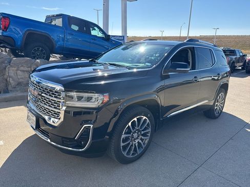 Used 2020 GMC Acadia Denali w/ Technology Package image 1