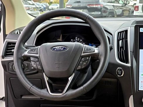 Used 2022 Ford Edge SEL w/ Convenience Package image 23