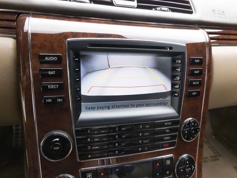 Used 2012 Maybach 62 RWD image 25