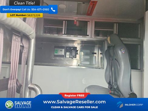 Used 2017 Ford F550 4x4 SuperCab Super Duty image 15