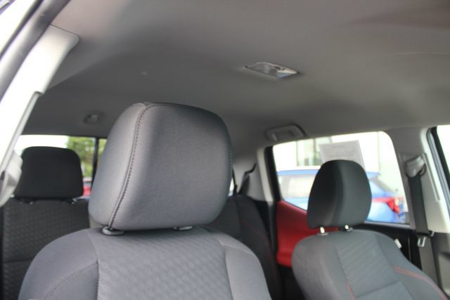 Used 2021 Toyota Tacoma SR5 AWD/4WD image 30