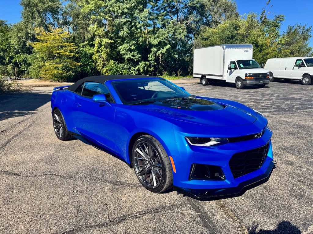 Used 2024 Chevrolet Camaro ZL1 RWD image 17
