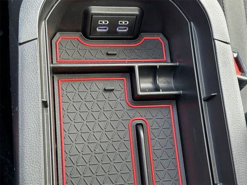 Used 2024 Jeep Compass Trailhawk image 30