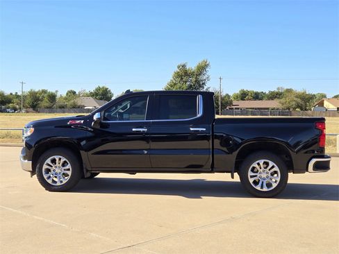 Used 2023 Chevrolet Silverado 1500 LTZ w/ Technology Package image 4