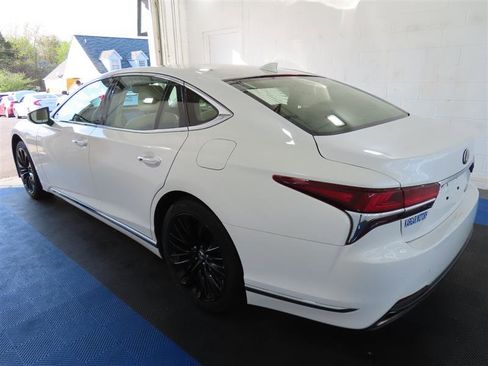 Used 2019 Lexus LS 500 w/ Interior Upgrade Package RWD image 10