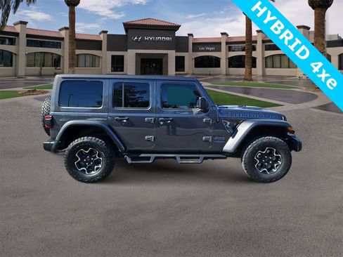 Used 2022 Jeep Wrangler Unlimited Rubicon 4xe image 9