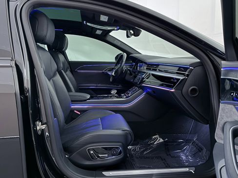 Used 2020 Audi A8 L 4.0T w/ Executive Package image 25