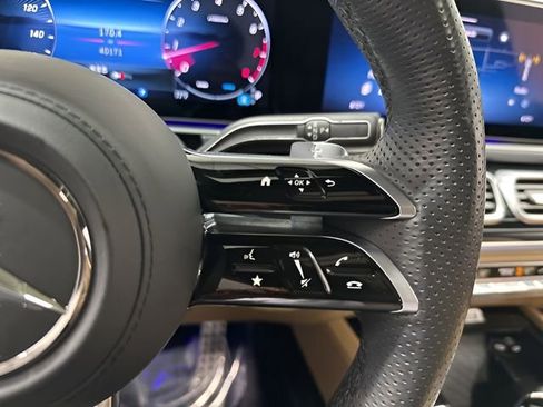 Certified 2024 Mercedes-Benz GLS 580 4MATIC image 19