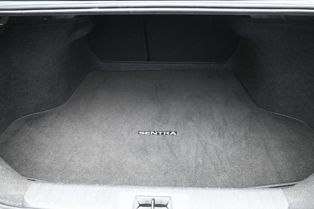 Used 2025 Nissan Sentra SV FWD image 16