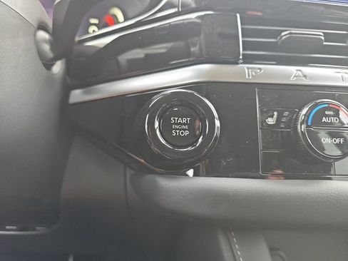 New 2026 Nissan Pathfinder SL FWD image 29