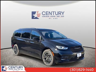New 2026 Chrysler Pacifica Limited