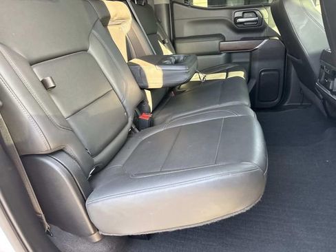 Used 2019 GMC Sierra 1500 SLT image 9