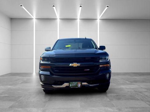 Used 2018 Chevrolet Silverado 1500 LT w/ All Star Edition AWD/4WD image 3